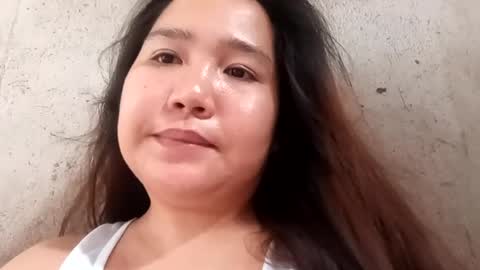 Snapshot of hottiecum27 chatting on July 19, 7:23 am hottiecum27 online show from July 19, 7:23 am