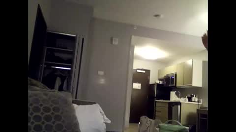 Snapshot of hottiefrmhell97 chatting on November 26, 12:11 am Lucky online show from November 26, 12:11 am