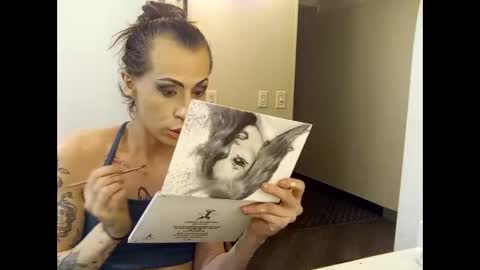 Snapshot of hottiefrmhell97 chatting on April 2, 12:25 pm Lucky online show from April 2, 12:25 pm