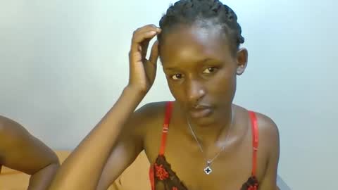 Snapshot of hottierue8 chatting on October 1, 2:39 am rue online show from October 1, 2:39 am