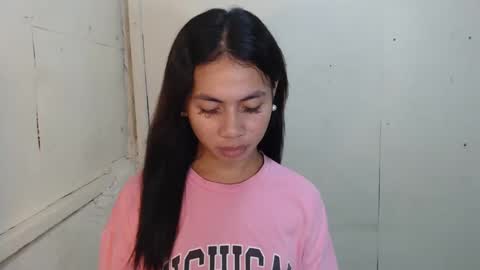 Snapshot of hottiescummerx chatting on December 4, 9:24 pm N I C A online show from December 4, 9:24 pm