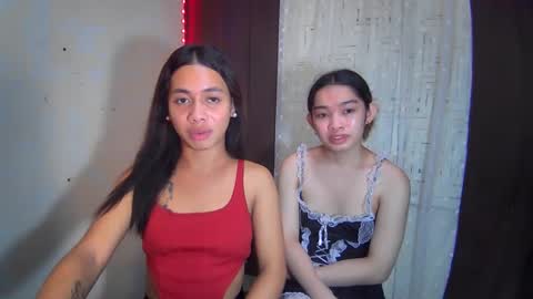 Snapshot of hottiescummerx chatting on December 6, 7:01 pm N I C A online show from December 6, 7:01 pm