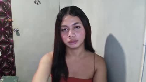 Snapshot of hottiescummerx chatting on January 22, 10:59 pm N I C A online show from January 22, 10:59 pm