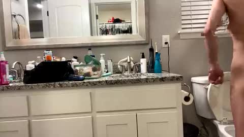 hottiewithabody101 online show from October 31, 4:30 pm