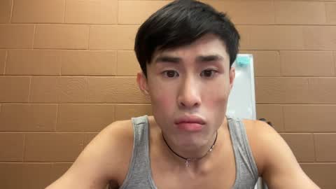 hottiewithabody101 online show from July 13, 2:31 pm