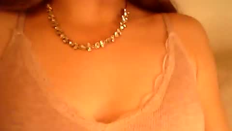 Hotwixx online show from November 15, 6:59 pm