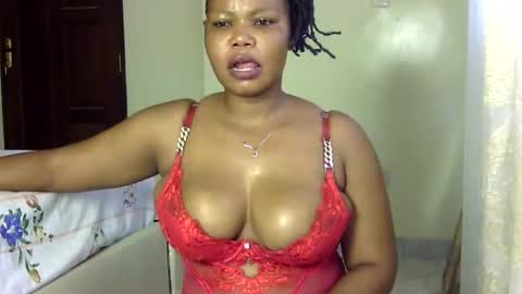 hotysquiter433224 online show from November 23, 5:29 am