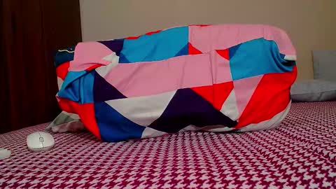 zeady online show from January 10, 3:30 am