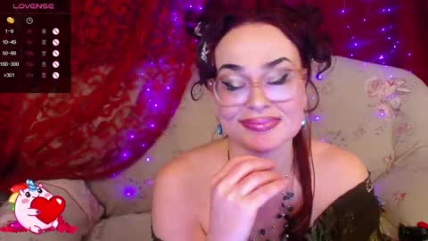 Snapshot of hotzlata chatting on March 12, 5:57 am Hotzlata online show from March 12, 5:57 am