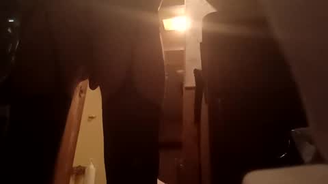 Snapshot of houndmefromhell chatting on February 17, 6:09 am houndmefromhell online show from February 17, 6:09 am