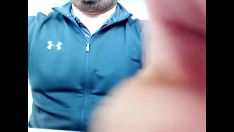 Snapshot of houskji8 chatting on October 4, 7:28 am houskji8 online show from October 4, 7:28 am