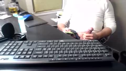 hoverday online show from March 20, 2:38 am