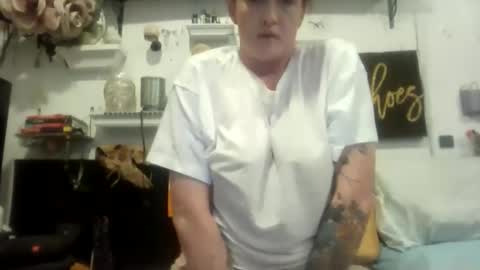 howdoyoulikeit87 online show from May 30, 7:38 am