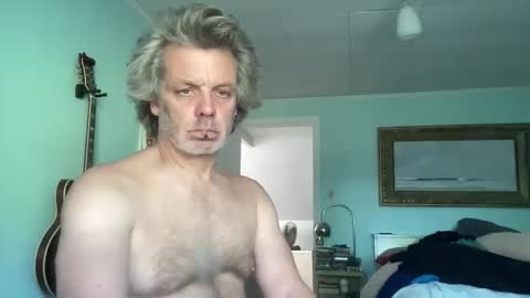 howlingatnothing online show from October 1, 8:48 pm