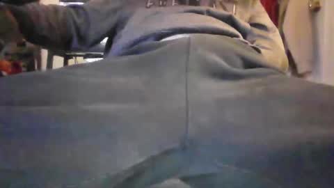 hrnyymff online show from December 1, 1:54 am