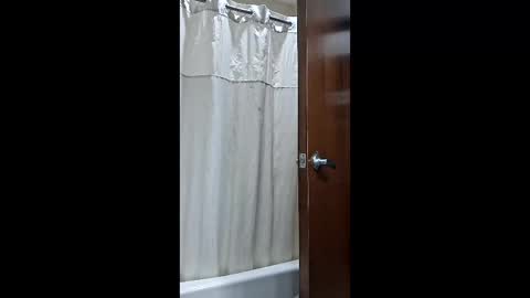 htxsaucehoggn online show from April 27, 3:43 pm