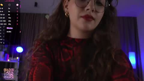 Diane online show from April 5, 8:17 pm