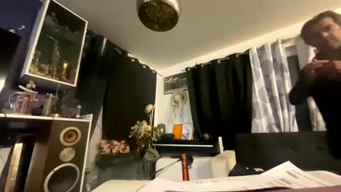 hubeer online show from April 29, 12:37 am