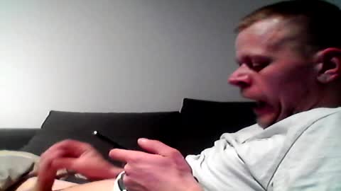 hubikush22 online show from April 2, 7:22 pm