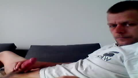 Snapshot of hubikush22 chatting on May 3, 8:31 am hubikush22 online show from May 3, 8:31 am