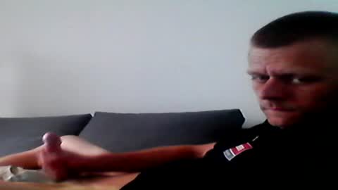 Snapshot of hubikush22 chatting on June 11, 4:05 pm hubikush22 online show from June 11, 4:05 pm