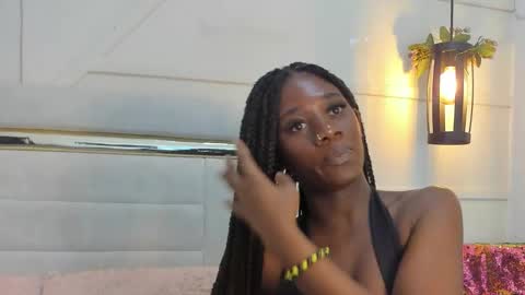 Snapshot of huddah_cam chatting on January 14, 5:56 pm huddah online show from January 14, 5:56 pm