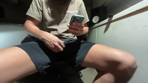 hueman69 online show from August 10, 6:06 am
