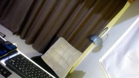 Snapshot of hugcock69_precious chatting on December 29, 2:42 pm Precious online show from December 29, 2:42 pm