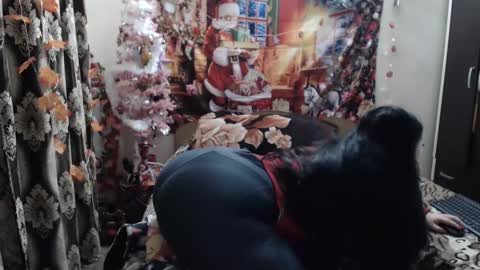 Snapshot of hugeassdevil chatting on January 19, 2:38 pm hugeassdevil online show from January 19, 2:38 pm