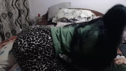 hugeassdevil online show from November 24, 10:04 am