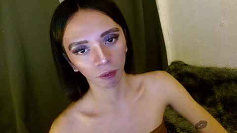 Cara online show from December 19, 4:57 pm