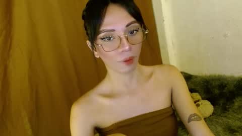 Cara online show from January 3, 9:57 pm