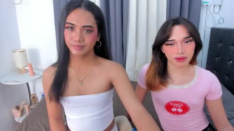Snapshot of hugecock_pretty123 chatting on May 27, 9:01 pm hugecock_pretty123 online show from May 27, 9:01 pm