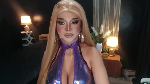 Christine online show from March 27, 8:26 am