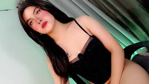 Yhanie online show from February 12, 10:38 pm