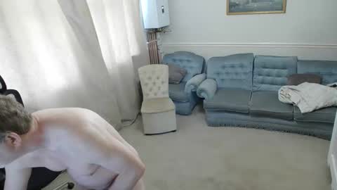 Snapshot of hugedick1965 chatting on April 19, 12:59 pm hugedick1965 online show from April 19, 12:59 pm