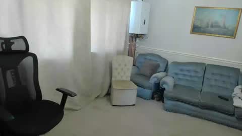 Snapshot of hugedick1965 chatting on June 23, 2:04 pm hugedick1965 online show from June 23, 2:04 pm