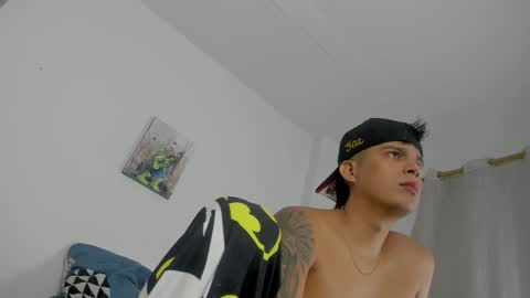 Hugo online show from December 31, 12:54 am