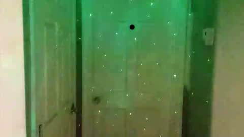 huidos2006 online show from March 6, 7:05 am