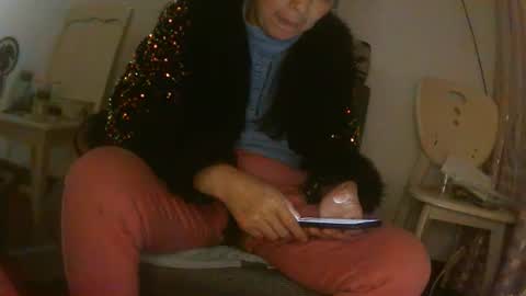 hujiajia520321431 online show from March 13, 12:45 pm