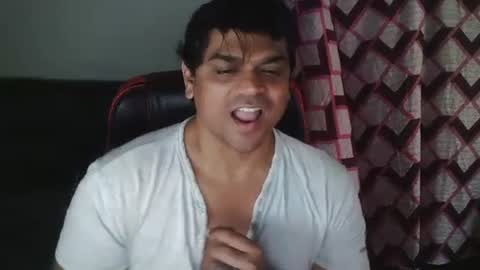 HulkHero online show from December 2, 5:26 am