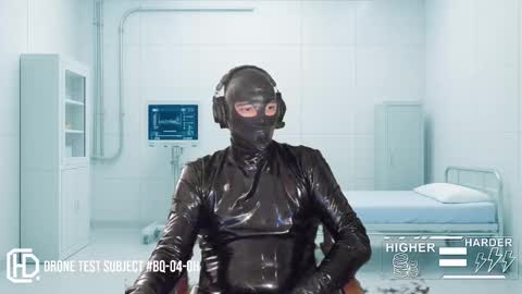 Snapshot of humandr0id chatting on September 26, 6:12 pm Humandroid online show from September 26, 6:12 pm