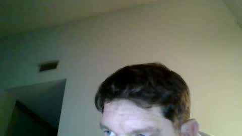 Snapshot of humdinger7 chatting on January 17, 12:15 am Jeff online show from January 17, 12:15 am