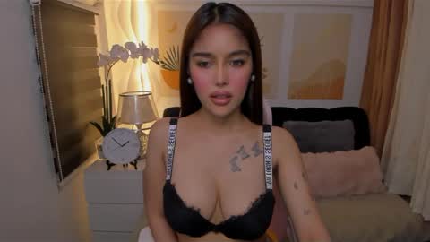 Snapshot of humprheylopez chatting on June 1, 9:38 pm Humphrey Lopez online show from June 1, 9:38 pm