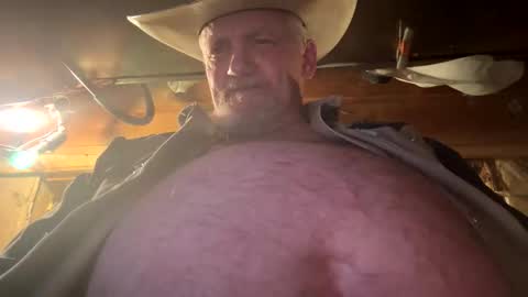 Snapshot of hung34u chatting on February 2, 12:26 pm hung34u online show from February 2, 12:26 pm