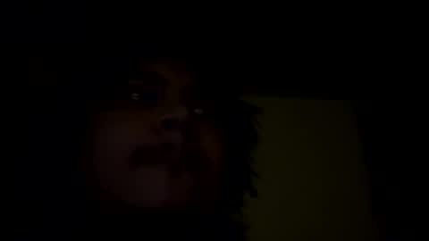 Snapshot of hungart99 chatting on February 20, 9:33 am SweetUncutXL online show from February 20, 9:33 am