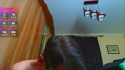 Eddy online show from December 6, 5:44 pm