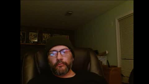 LonelyGuy online show from December 1, 3:55 am