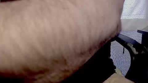 hungnuncutboy online show from November 17, 2:45 pm