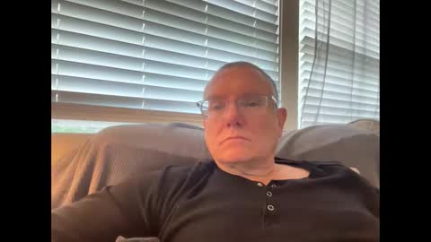 AARON online show from October 15, 3:45 pm